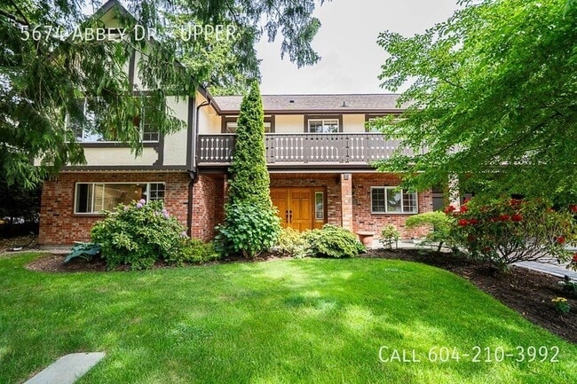 Building Photo - Beautiful Upper Home in Delta Unit UPPER