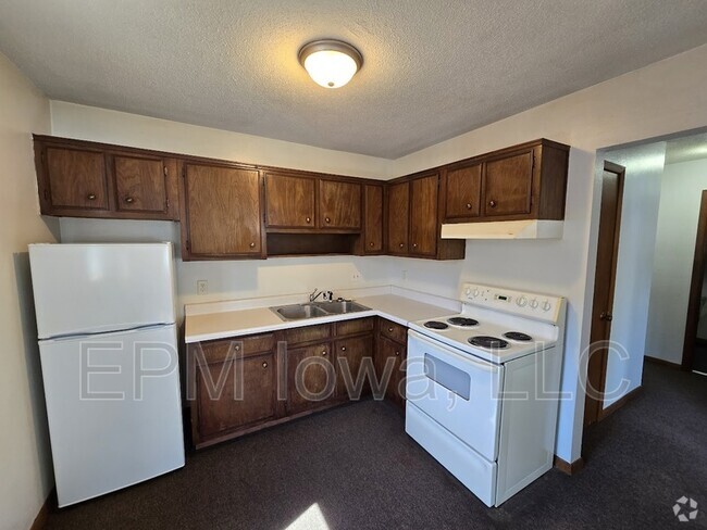 Building Photo - 209 Baltimore St Rental