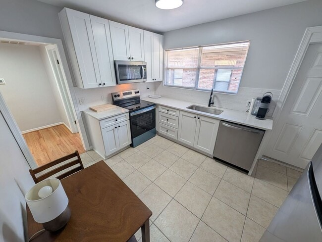 2716 Green St Unit 1