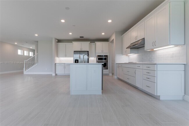 Photo - 3713 Greenway Dr