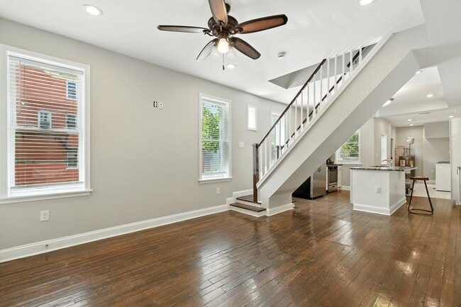 Photo - 1700 N Broadway