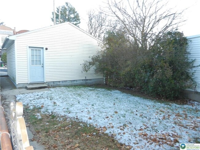 Photo - 1428 Center St Unit 1