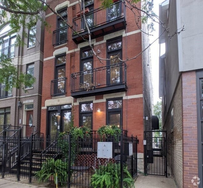 Building Photo - 1222 W Hubbard St Unit 1R Rental