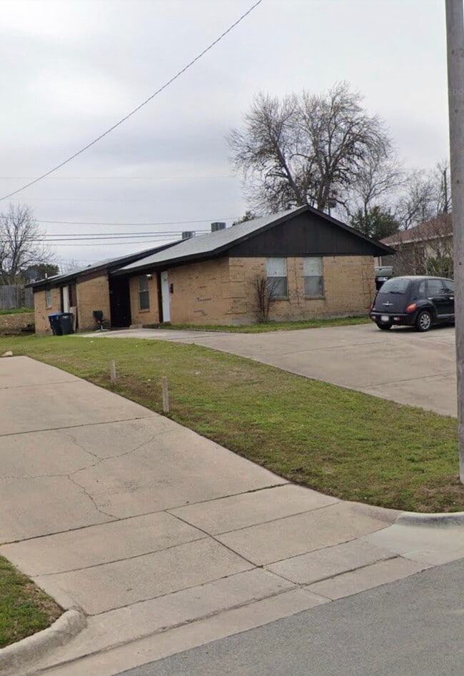 Building Photo - 5419-5419 Libbey Ave Unit 5417 Libbey Ave