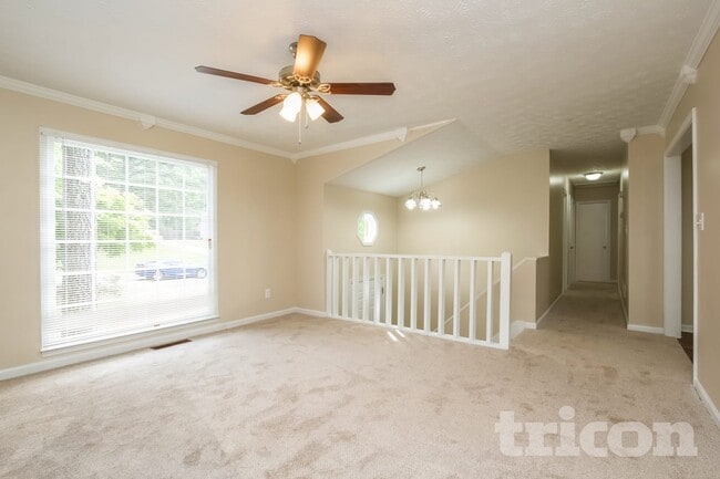 Photo - 604 Cedar Creek Dr