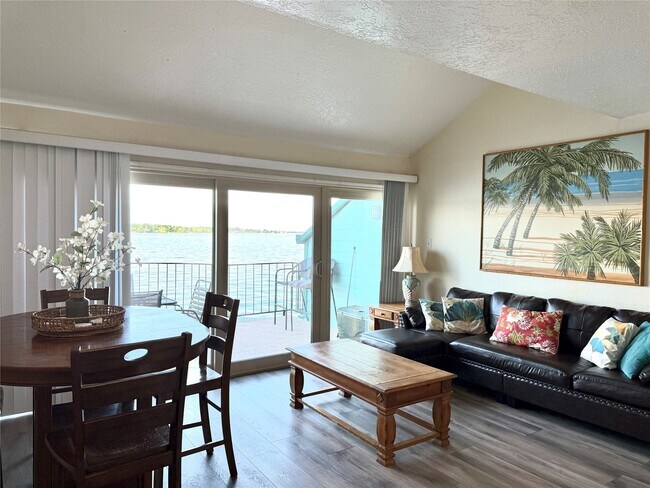 Photo - 7041 Kingston Cove Ln