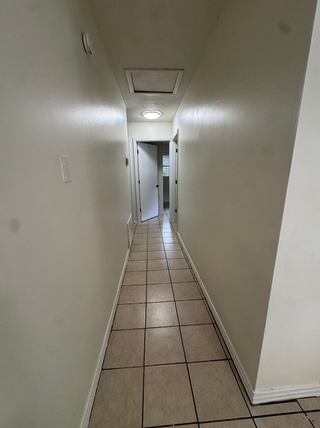 Photo - 1055 Anders Dr