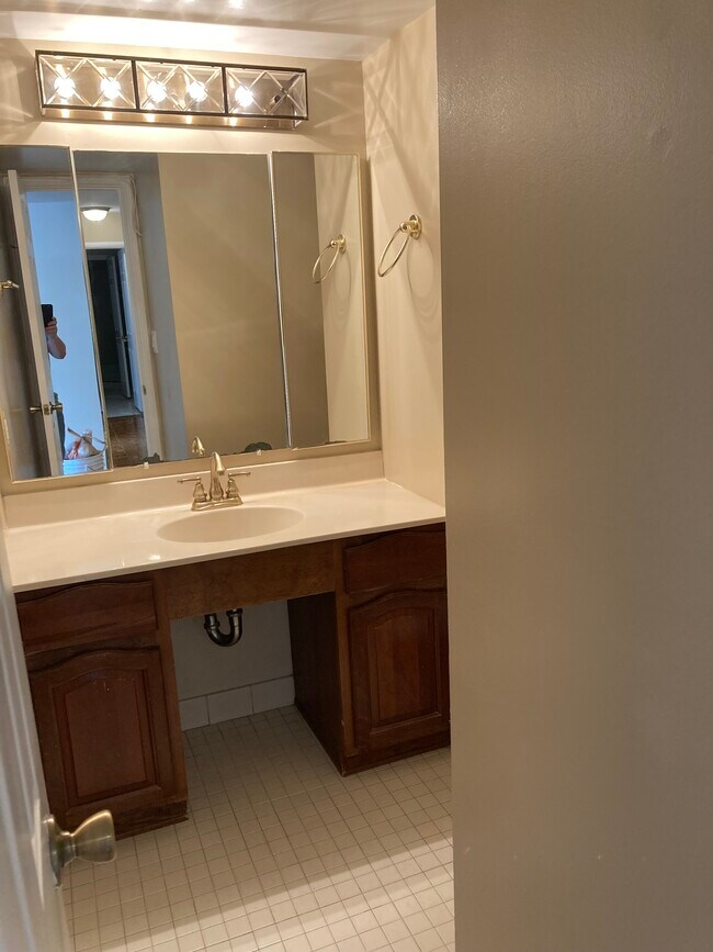1/2 bath - 1077 30th St NW Unit #501
