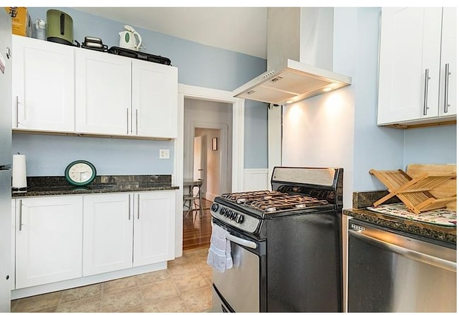 Photo - 146 Columbia St