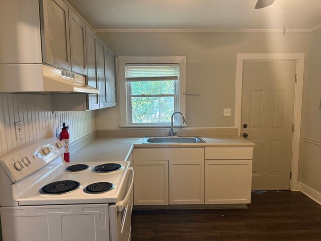 Photo - 1204 Julia Ave Unidad #A