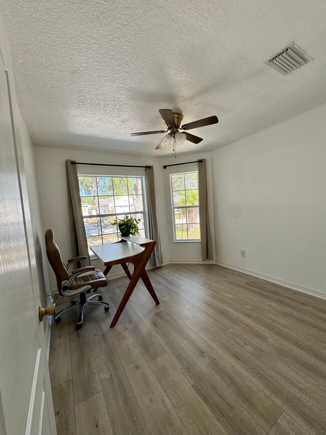 Photo - 7527 Oxford Garden Cir