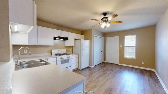 Photo - 805 San Pedro Dr Unit B