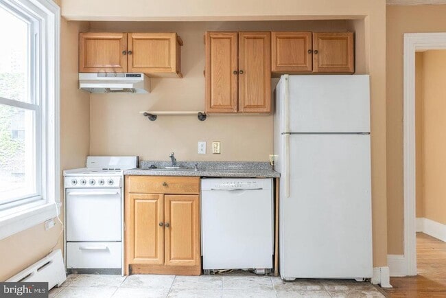 Photo - 2032 Chestnut St Unit 3R