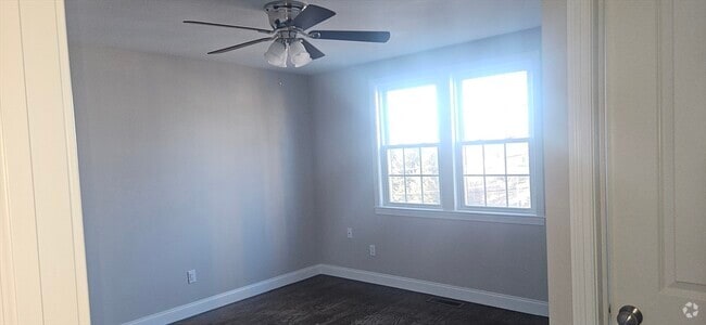 Building Photo - 34 Highland St Unit 2 Rental