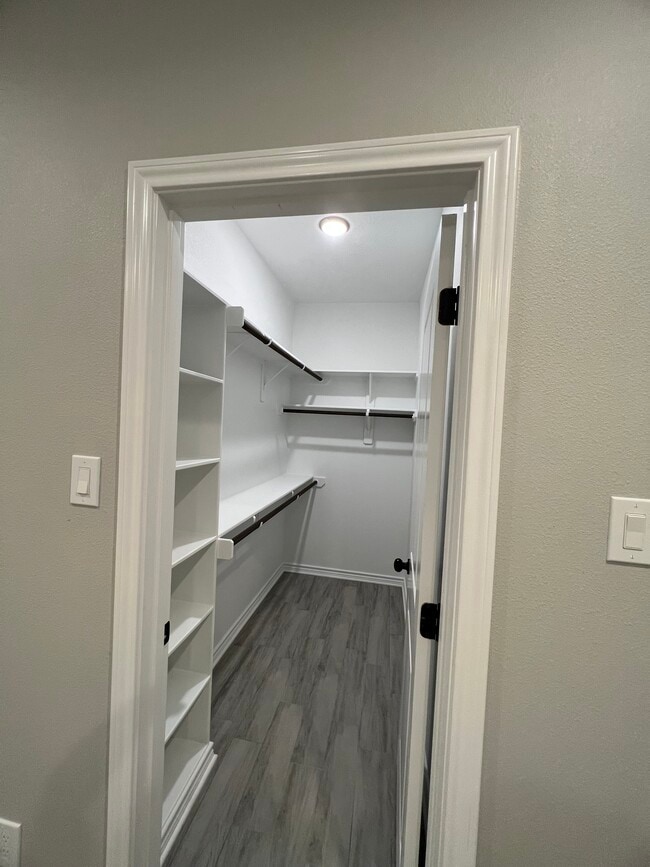 Photo - 409 Canal St