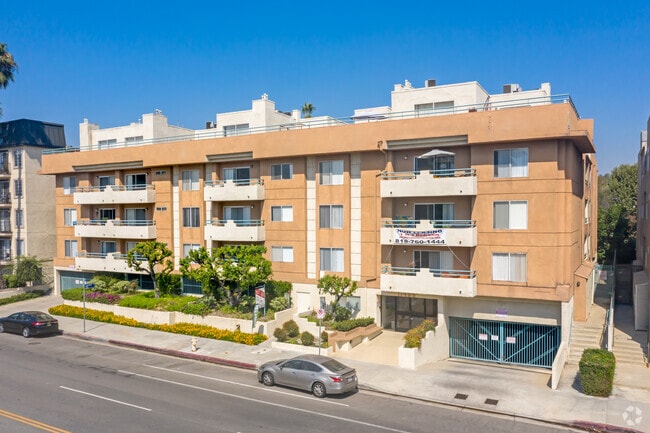 Riverside Terrace