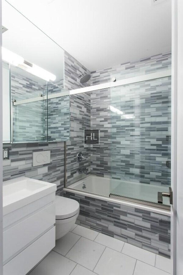 Photo - E 10TH ST. Unit 1E