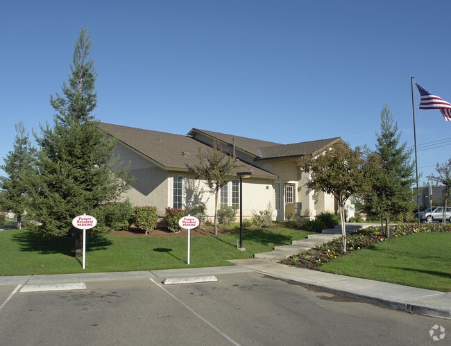 Photo - Canyon Springs