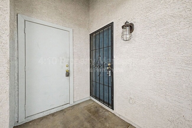 Photo - 280 S Elizabeth Way