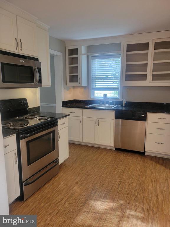 Photo - 905 Evergreen Ave