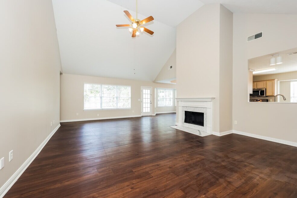 373 Davids Way