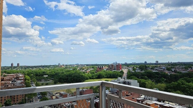 Photo - 42-55 Colden St Unit 16P
