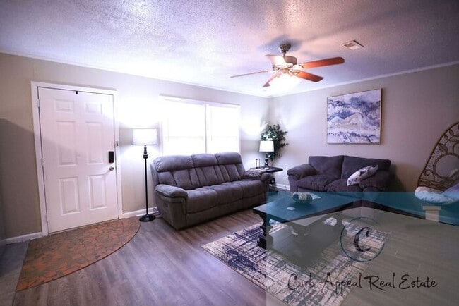 Photo - 4303 Aggie Rd