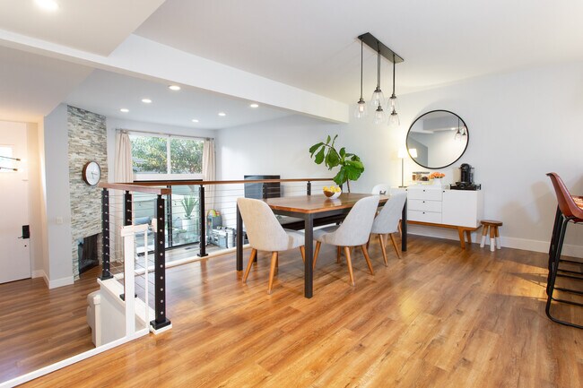 Photo - 4333 Redwood Ave