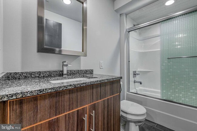 Photo - 4800 Brown St Unit 108