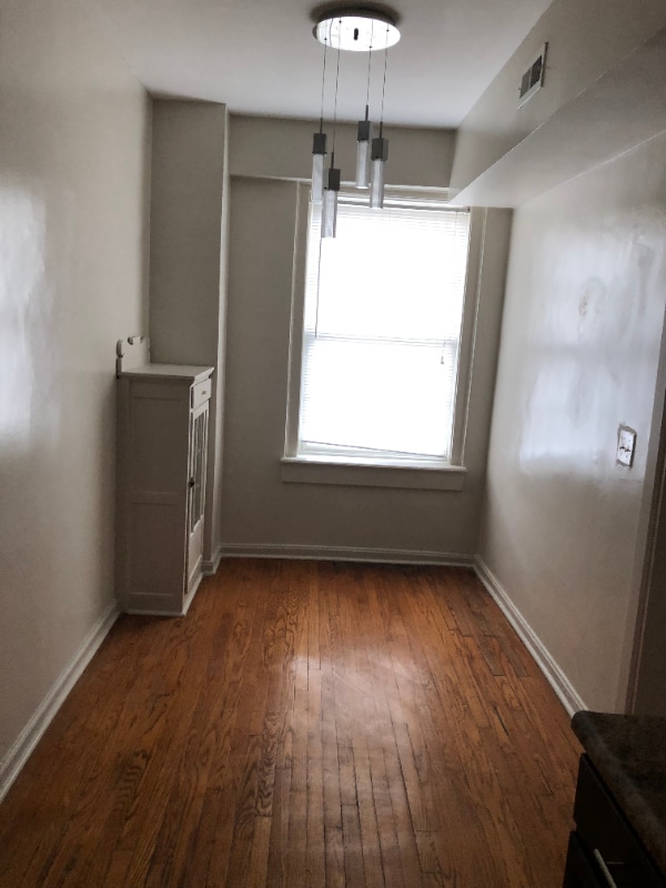 Photo - 1 W 28th St Unidad 101