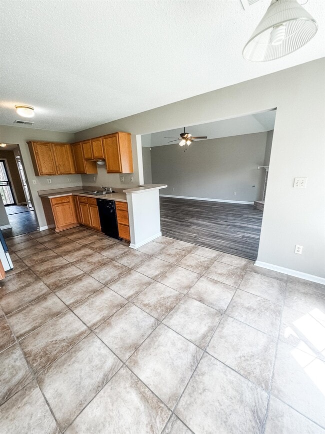 Photo - 6943 Naples Dr