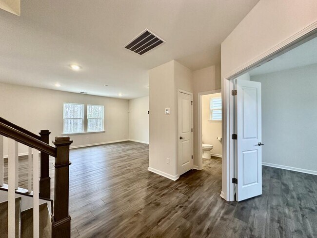 Photo - 6012 Chumbley Pt Rd