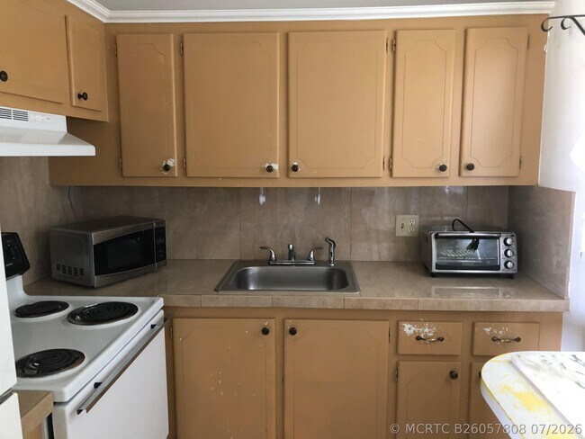 133 Cambridge F