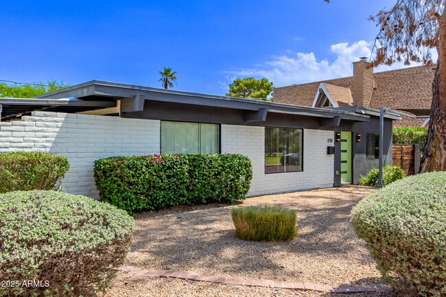 Photo - 3710 E Altadena Ave