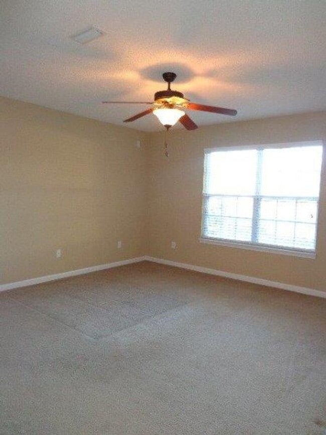 Photo - 138 Jasmine Cir Unit 1