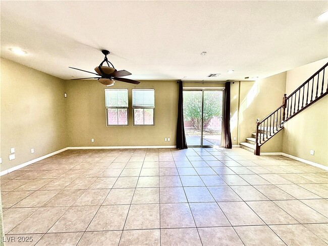 Photo - 5580 Spiceberry Dr