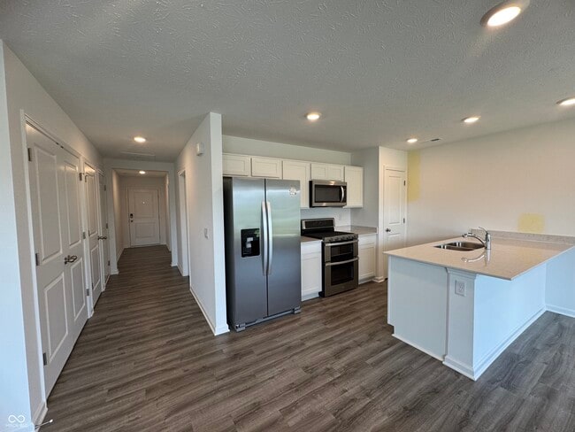 Photo - 11275 Quillow Way