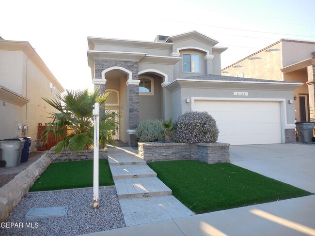 Photo - 6125 Fashion St