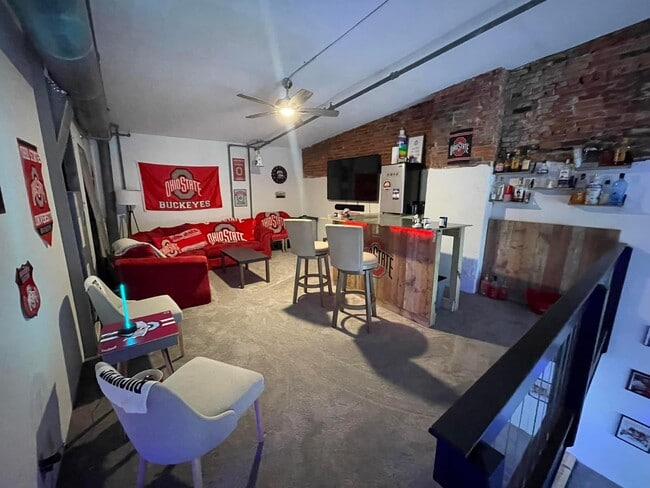 Photo - 94/96 S Washington St  1