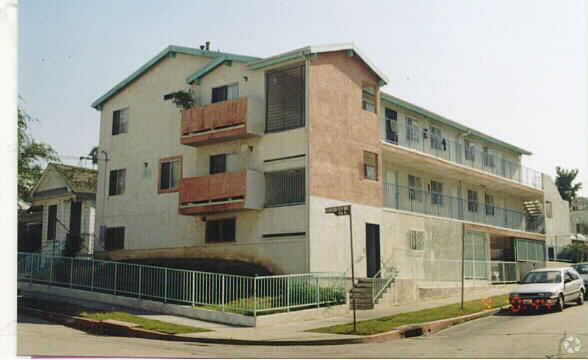 Photo - 154 S Mountain View Ave Apartments