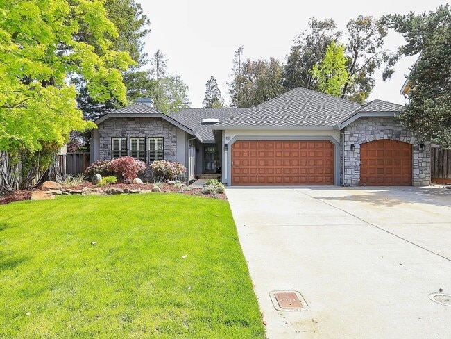 Elegant Almaden Valley 4-Bed Home with Spa... - Elegant Almaden Valley 4-Bed Home with Spa...