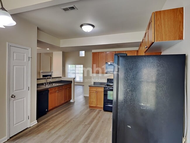 Photo - 935 Legacy Park Rd