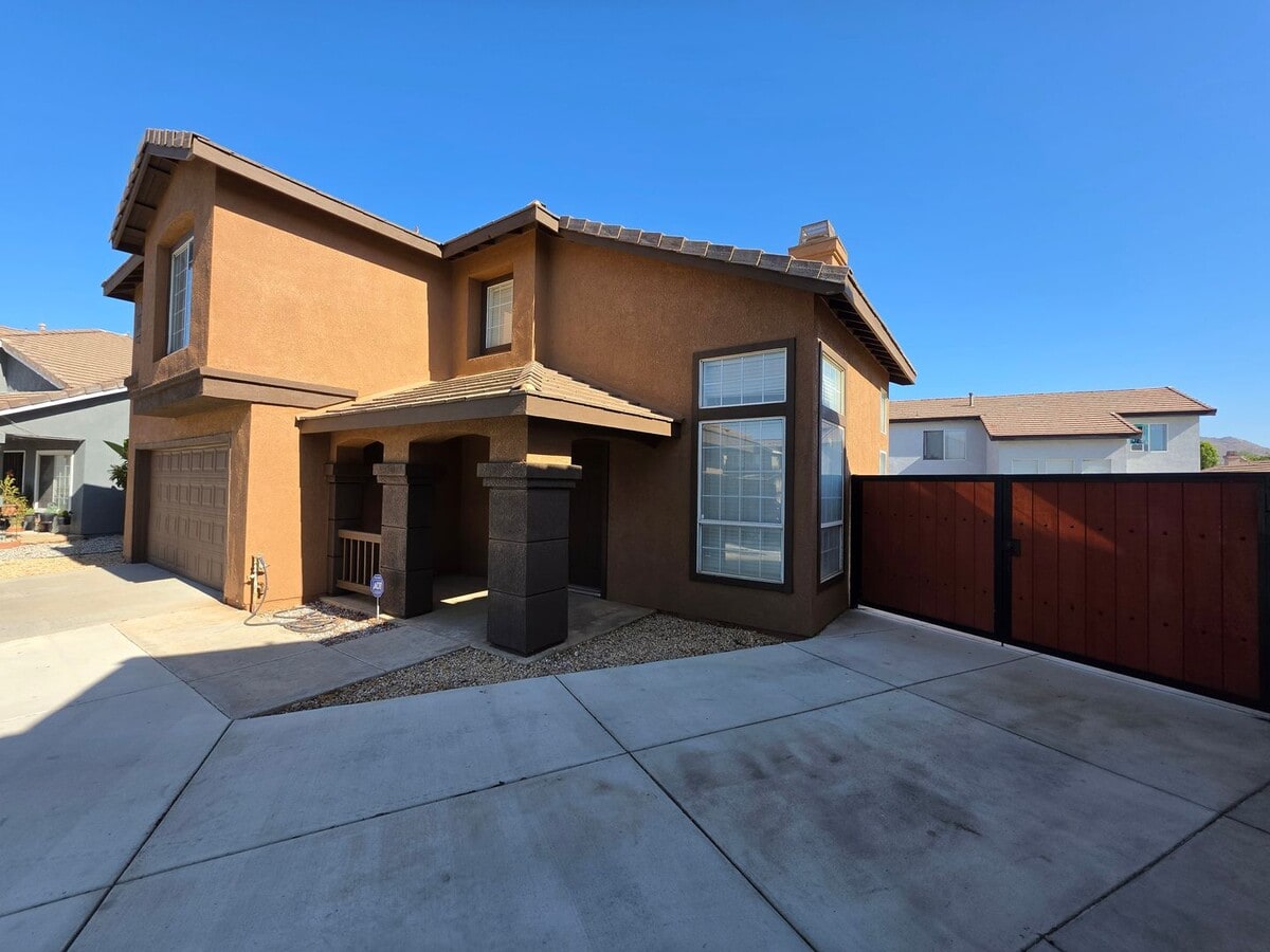 Welcome to Three Bedroom, Three bath in Perris, CA! - Welcome to Three Bedroom, Three bath in Perris, CA!