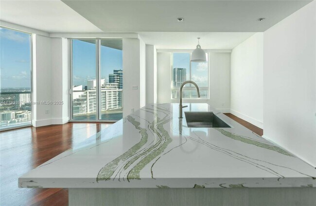 Photo - 1900 N Bayshore Dr Condo Unit 4412