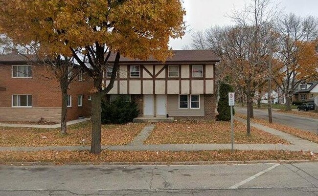 Photo - 9402 W Silver Spring Dr