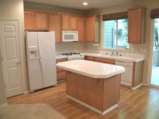 Photo - Excellent Location! 3 br 2.5 bth - Walking...