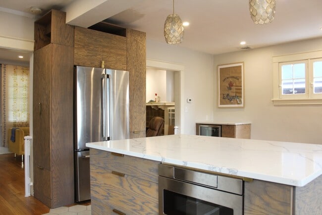 Photo - 1125 Heberton St
