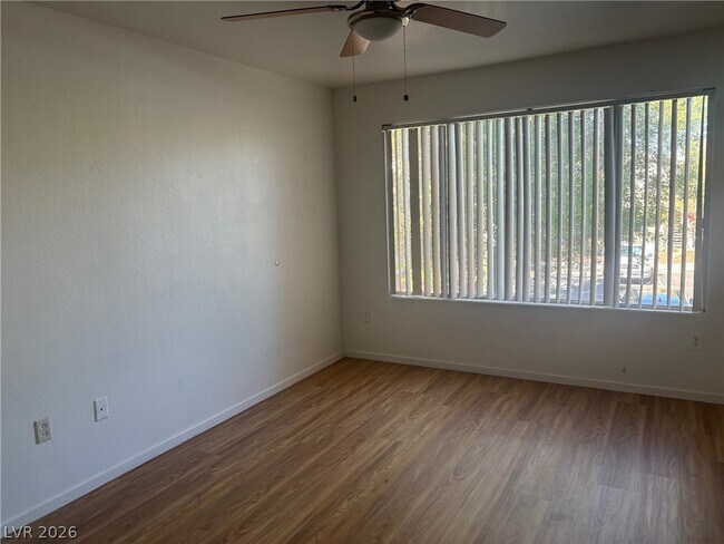 5710 E Tropicana Ave Unit 2054