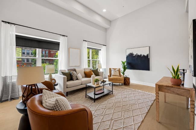 600 N Howard St Unit 202