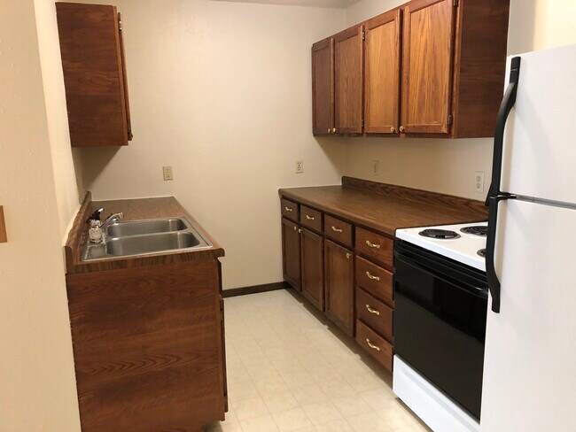 Photo - Kaeding Apartments